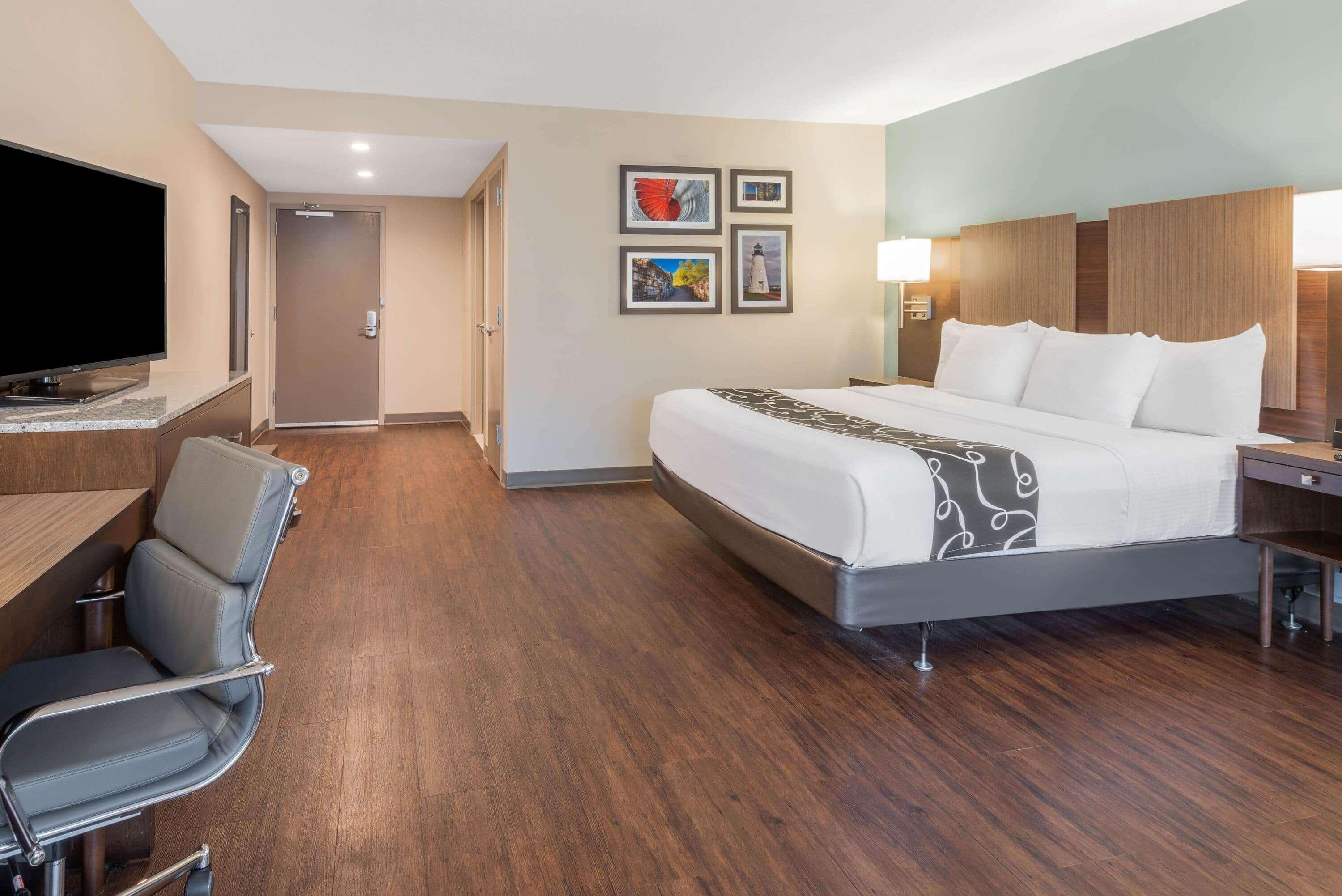 La Quinta By Wyndham Aberdeen-Apg Ngoại thất bức ảnh