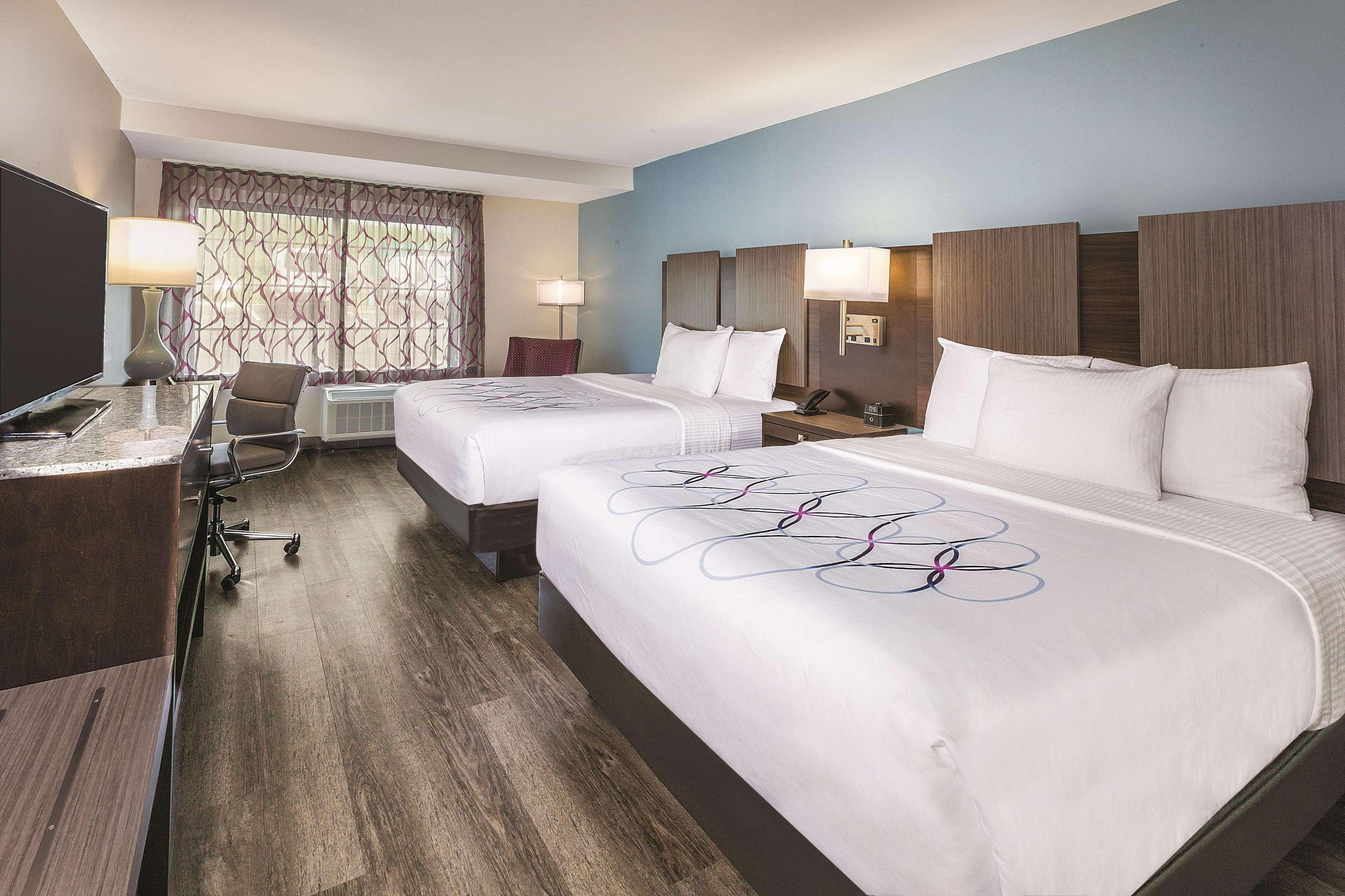 La Quinta By Wyndham Aberdeen-Apg Ngoại thất bức ảnh