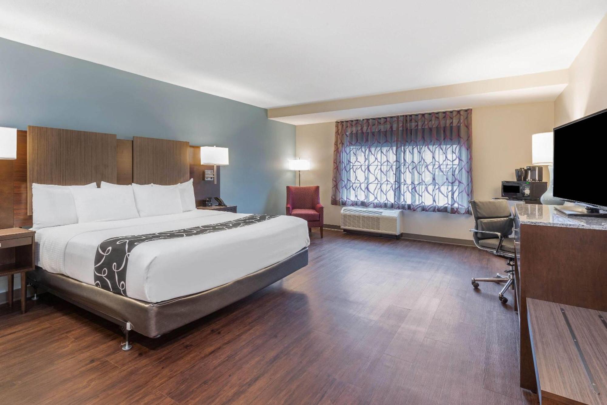 La Quinta By Wyndham Aberdeen-Apg Ngoại thất bức ảnh